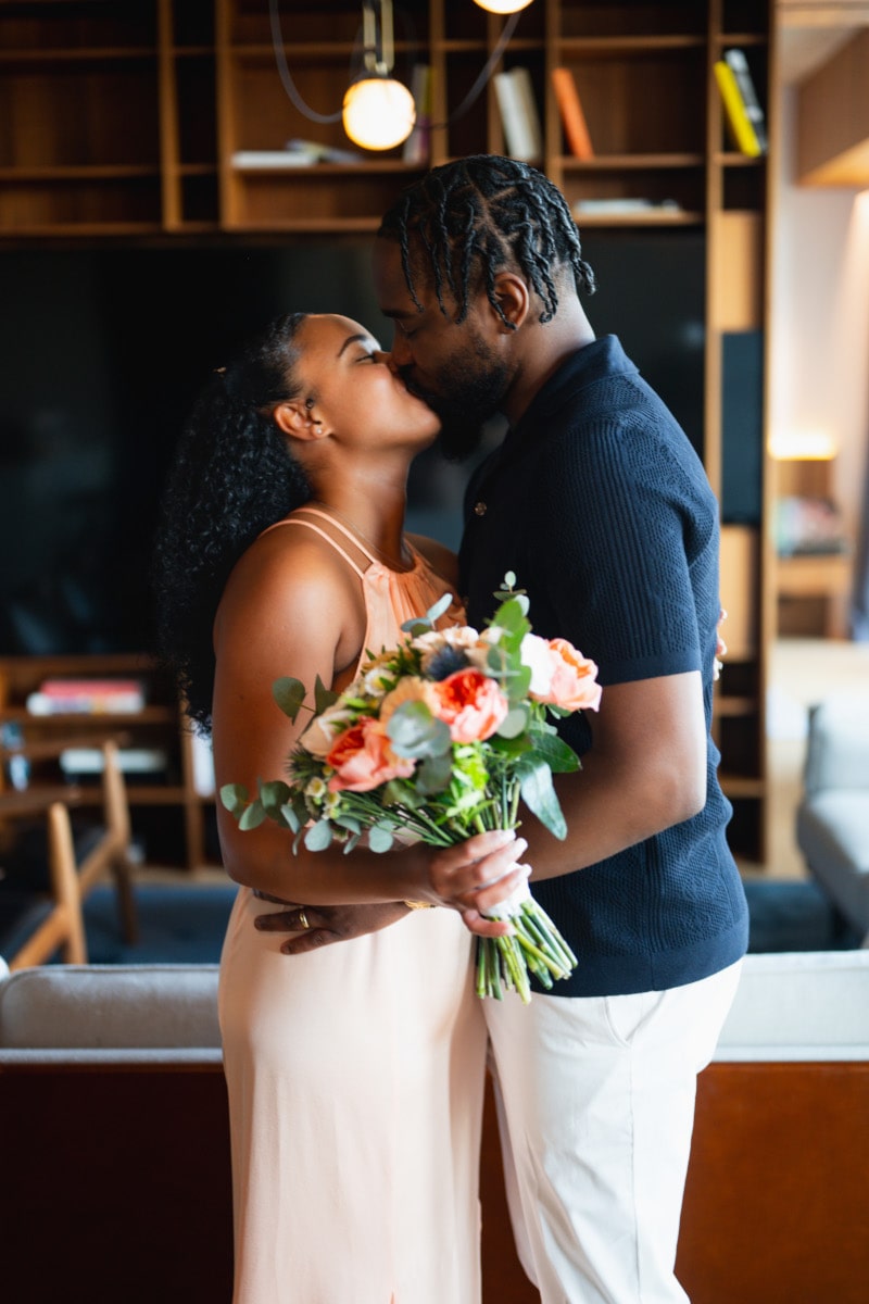 TOM-wedding-online-5-min
