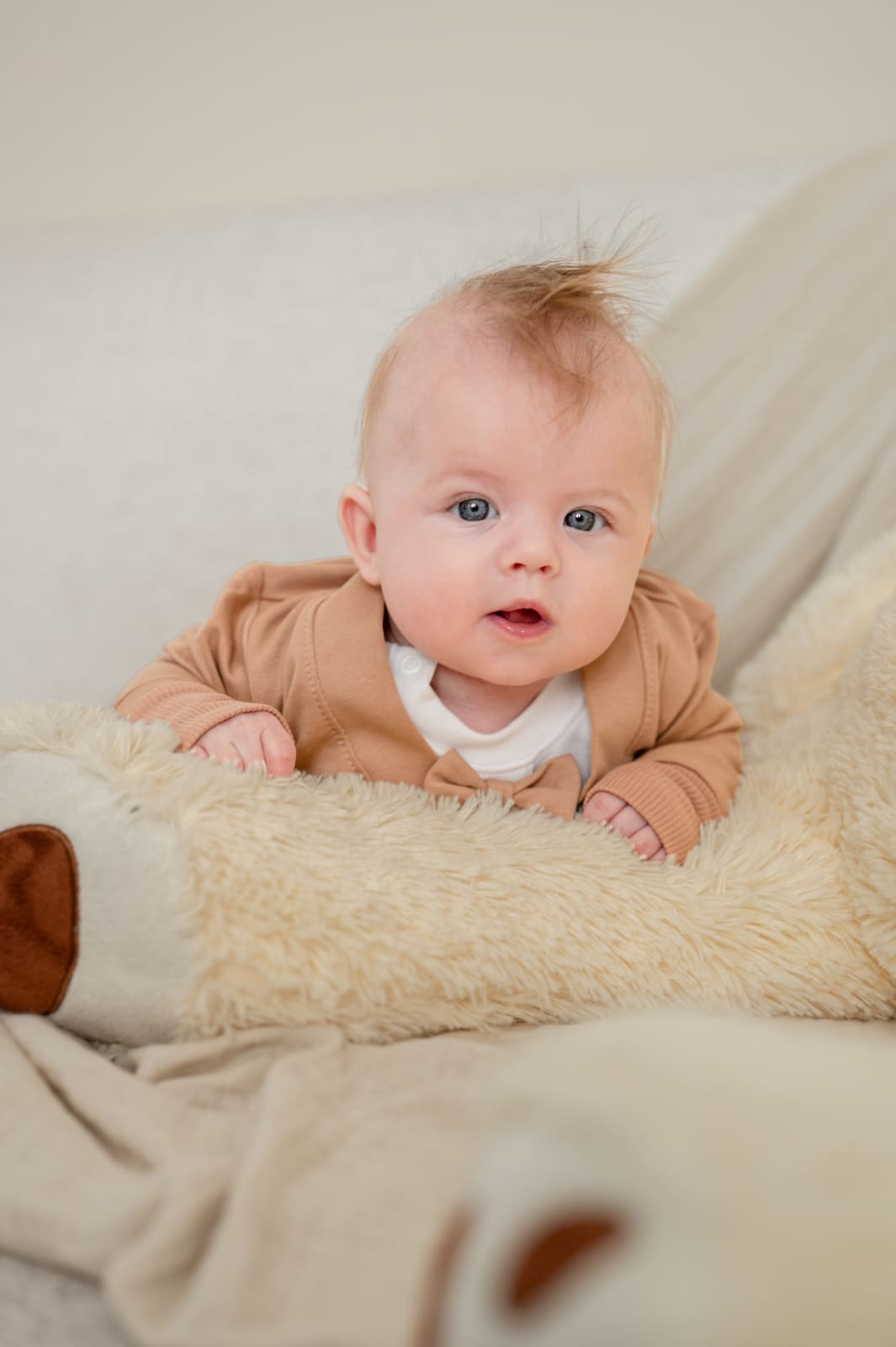 fotograf-dzieciecy-warszawa-sesja-w-studio