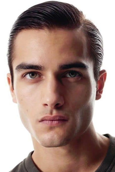Natural skin finish for men